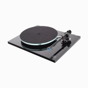 Rega Planar 3 with Nd3 MM Cartridge